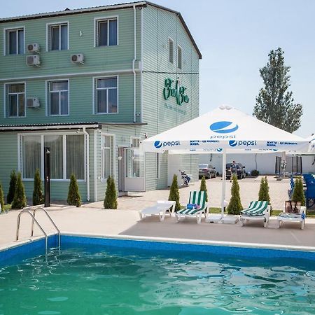 Hôtel Fanfan à Odessa Extérieur photo